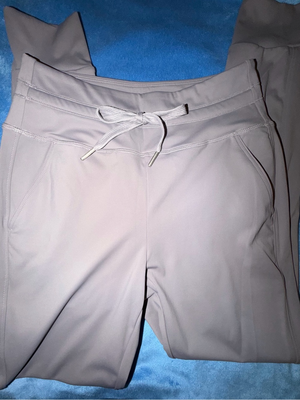 HALARA Women's Drawstring Track Joggers in Light Taupe
